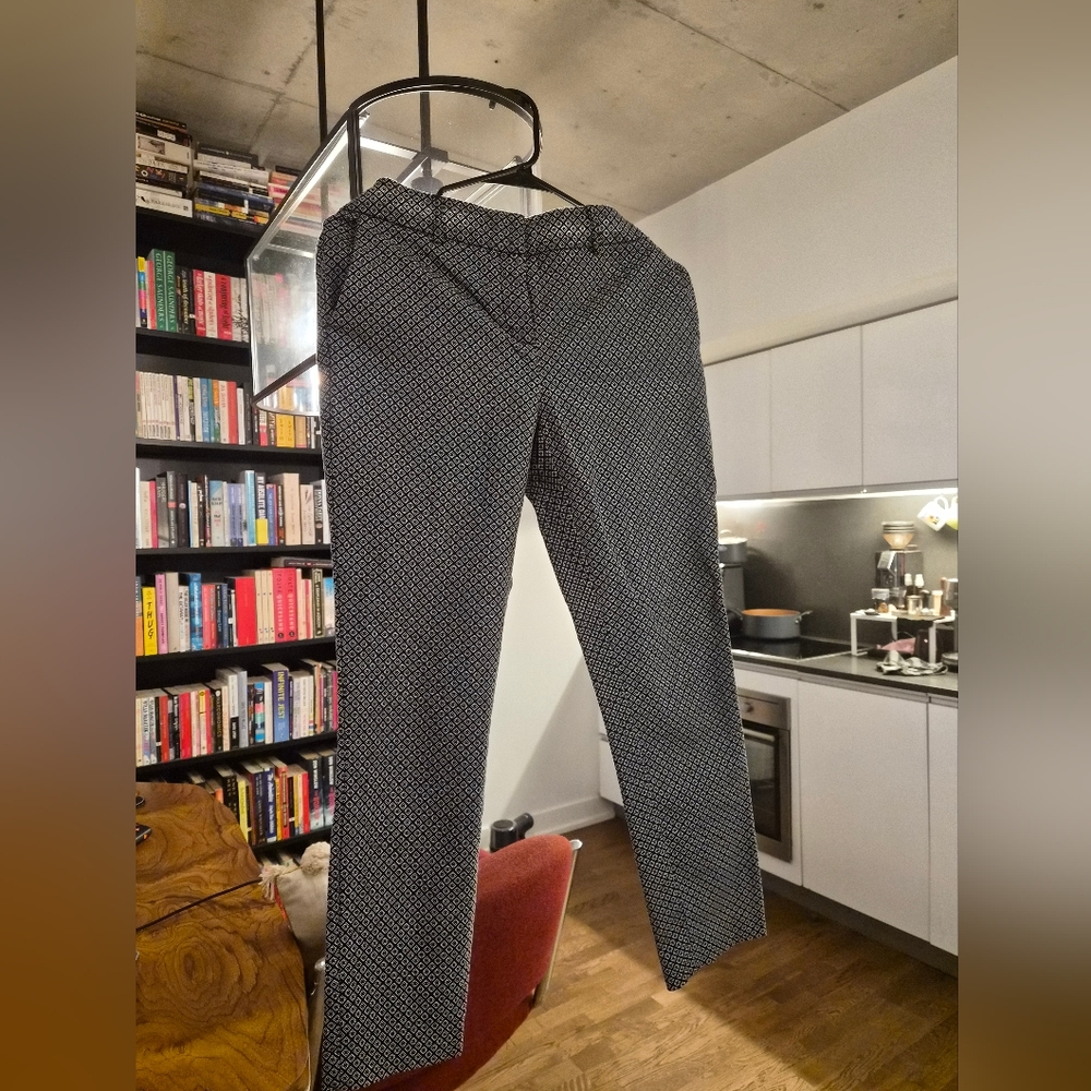 Katherine Barclay Monochrome Geometric Pants